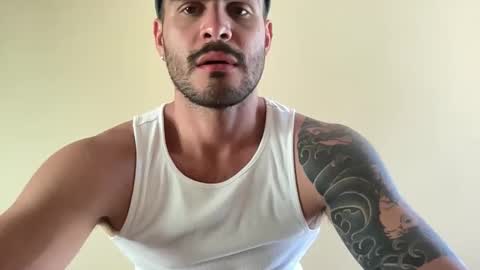 _dantecross_ online show from September 2025 03:54:01 AM