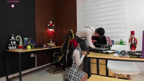 Snapshot of _danyland_ chatting on December 2024 06:23:02 PM WELCOME TO THE OFFICE online show from December 2024 06:23:02 PM