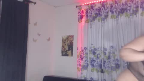 Darkitty online show from November 2025 04:57:01 AM