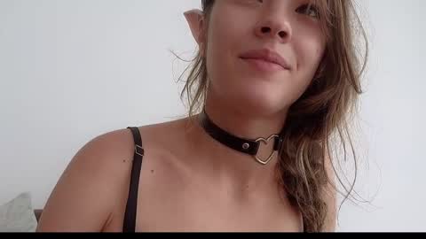 DemiDee online show from November 2025 08:17:02 AM