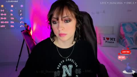 Snapshot of _denisse_peterson_ chatting on April 2026 04:43:02 AM DENISE online show from April 2026 04:43:02 AM