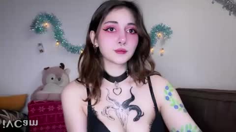 Kate online show from January 2025 04:46:02 PM