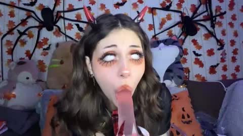 Kate online show from October 2025 05:24:01 AM