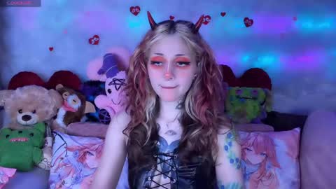 Snapshot of _devilbaby chatting on May 2026 07:33:01 PM Kate online show from May 2026 07:33:01 PM