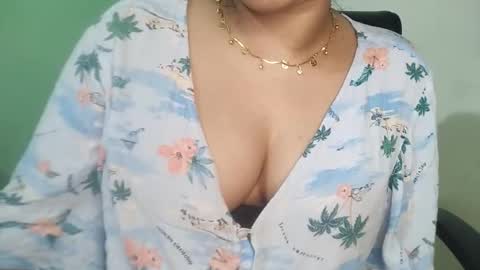 Snapshot of _dreamgirl_0 chatting on March 2026 10:49:02 PM _dreamgirl_0 online show from March 2026 10:49:02 PM