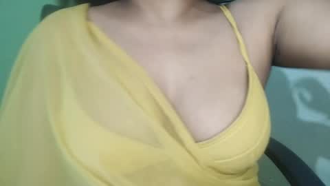 _dreamgirl_0 online show from April 2026 10:16:01 AM