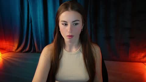 Elice online show from December 2024 08:33:01 PM