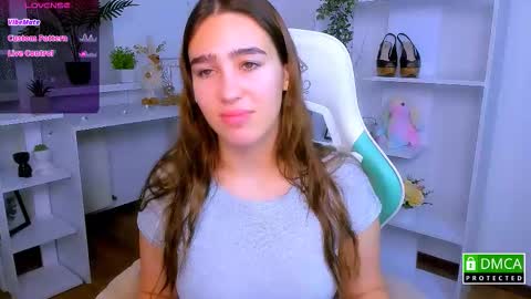 Lizzy  online show from November 2025 11:15:01 PM