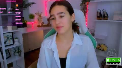 Lizzy  online show from December 2025 10:17:02 PM