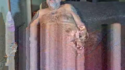 _emerald_city online show from November 2025 01:43:01 PM