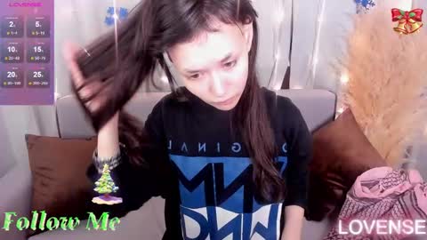 _emily__strike_ online show from January 2025 09:47:02 AM