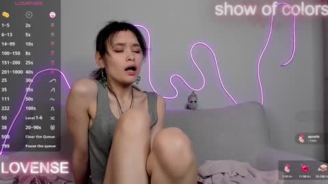 _emily__strike_ online show from January 2025 12:51:02 PM