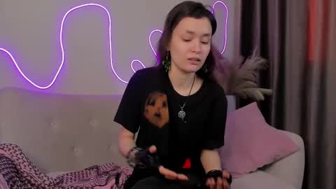 _emily__strike_ online show from February 2025 10:07:01 AM