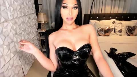 Snapshot of _enchantress_samira_ chatting on February 2025 05:48:02 AM GODDESS SAMIRA online show from February 2025 05:48:02 AM