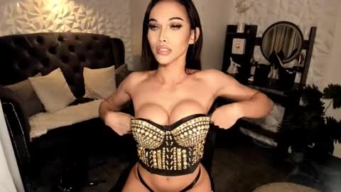 Snapshot of _enchantress_samira_ chatting on February 2026 06:41:02 AM GODDESS SAMIRA online show from February 2026 06:41:02 AM