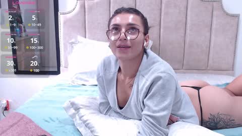  Erica Vanderhill  online show from February 2025 06:15:02 PM