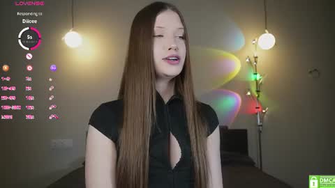 Snapshot of _eva_lee chatting on June 2026 05:47:02 PM Alice online show from June 2026 05:47:02 PM
