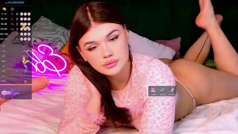Snapshot of _evalane chatting on April 2026 07:33:01 AM Eva Lane online show from April 2026 07:33:01 AM