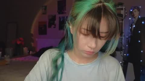 Snapshot of _eve____ chatting on October 2025 01:03:02 AM EveEva online show from October 2025 01:03:02 AM