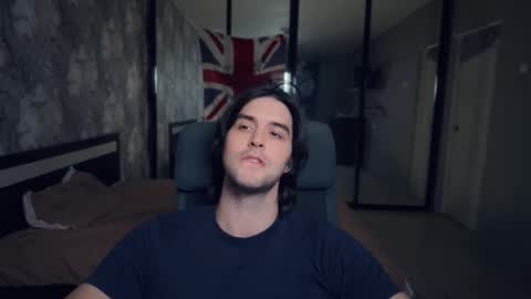 Keanu online show from November 2025 02:10:01 PM