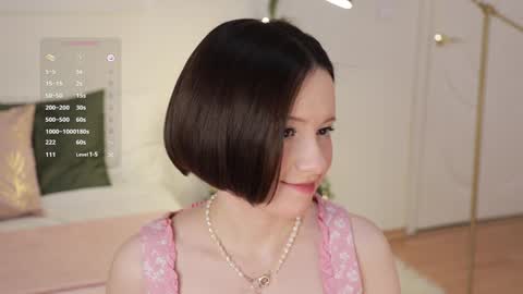 Snapshot of _female_essence_ chatting on December 2024 09:47:02 PM Essie online show from December 2024 09:47:02 PM