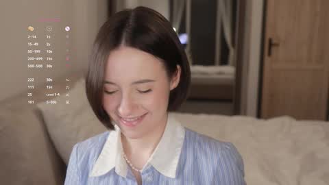 Snapshot of _female_essence_ chatting on February 2026 06:30:01 PM Essie online show from February 2026 06:30:01 PM