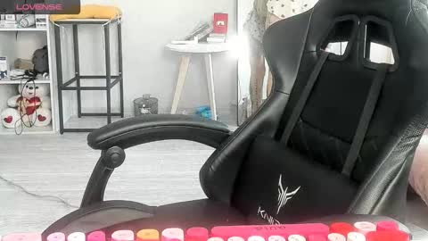 Alis online show from October 2025 07:21:02 AM