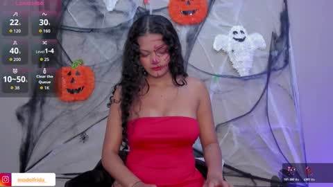Snapshot of _frida_1 chatting on October 2025 03:13:01 PM Frida online show from October 2025 03:13:01 PM