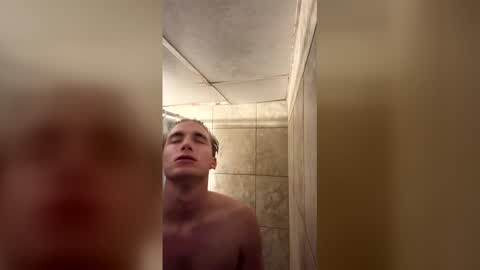 _frosty_69 online show from April 2026 05:22:01 AM