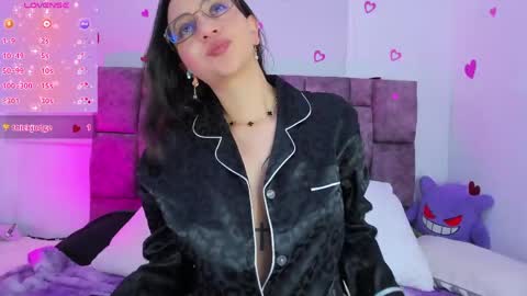 Snapshot of _gabbyx_ chatting on April 2026 04:01:01 PM Gabby online show from April 2026 04:01:01 PM