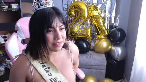 Snapshot of _gala__ chatting on December 2024 02:47:02 PM we are hot friends online show from December 2024 02:47:02 PM