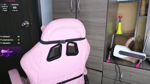 Snapshot of _gala__ chatting on February 2025 10:14:01 PM we are hot friends online show from February 2025 10:14:01 PM