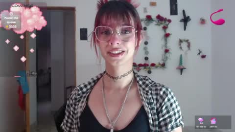Snapshot of _galya_ chatting on May 2026 12:02:02 PM Galya online show from May 2026 12:02:02 PM