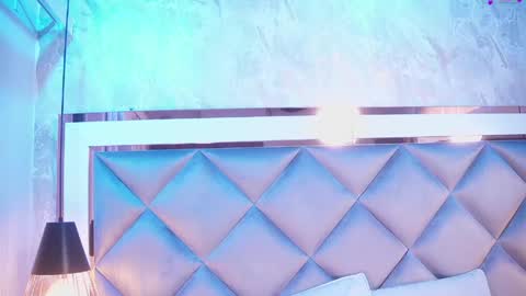 _giggy online show from April 2026 11:36:01 AM