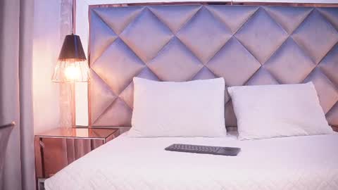 _giggy online show from June 2026 11:44:01 AM