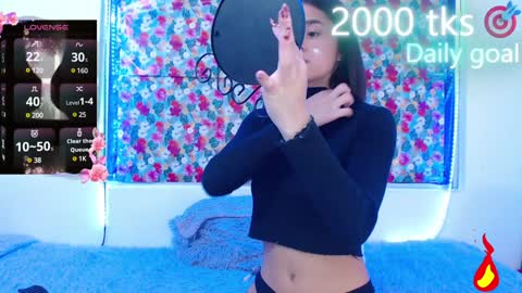 Gwen online show from January 2025 05:02:02 AM