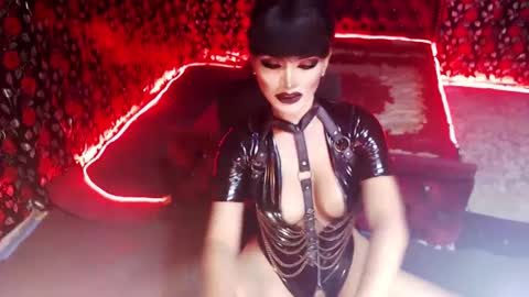 Snapshot of _hailyourqueenx chatting on February 2025 01:52:02 AM GoDDess  Chloe online show from February 2025 01:52:02 AM