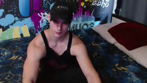 Snapshot of _happydayleon_ chatting on September 2025 12:27:02 PM _happydayleon_ online show from September 2025 12:27:02 PM