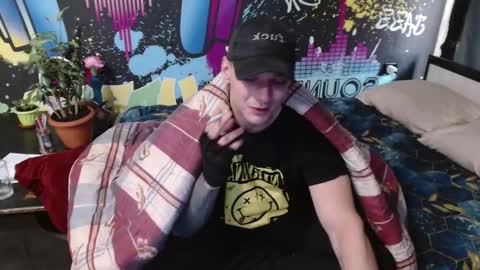 Snapshot of _happydayleon_ chatting on September 2025 05:54:01 AM _happydayleon_ online show from September 2025 05:54:01 AM
