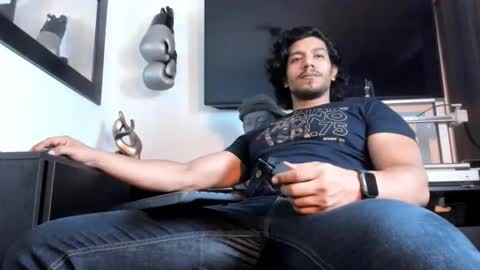 Heracles online show from November 2025 04:00:02 AM