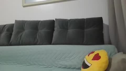 Criss4u online show from April 2026 06:56:02 PM