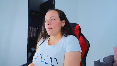 Honey online show from October 2025 04:17:02 PM