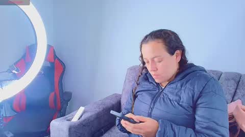 Honey online show from October 2025 02:41:01 PM