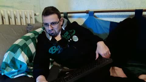 Manuel online show from February 2025 04:08:01 PM