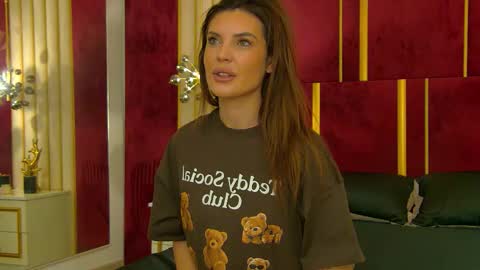 _hot_neighbour online show from January 2026 04:28:01 AM