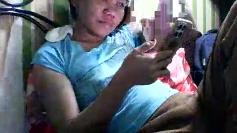 Snapshot of _hotzooey69_ chatting on February 2026 08:13:02 AM _hotzooey69_ online show from February 2026 08:13:02 AM