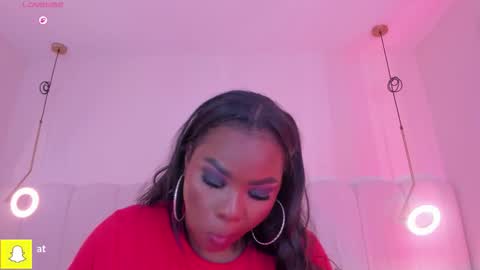 Snapshot of _huge_boobs_ebony chatting on January 2026 07:28:02 PM Darlis online show from January 2026 07:28:02 PM