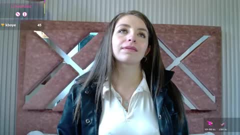 Snapshot of _isaabellaa chatting on April 2026 03:05:02 PM Isa online show from April 2026 03:05:02 PM