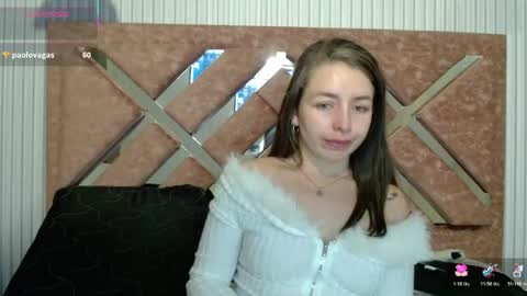 Snapshot of _isaabellaa chatting on April 2026 02:47:01 PM Isa online show from April 2026 02:47:01 PM