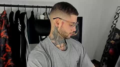 jeison online show from December 2025 08:58:01 PM